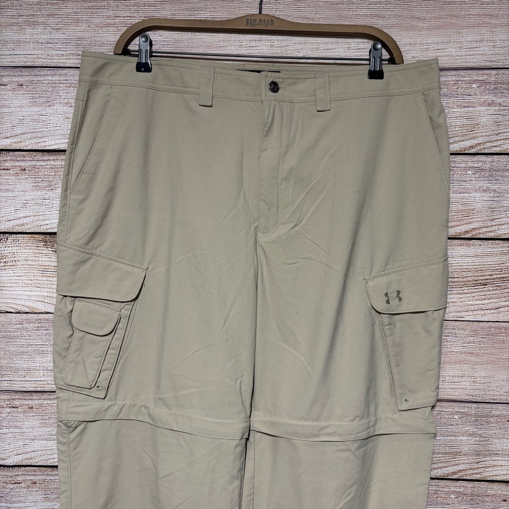 Under Armour Men’s Khaki‎ Cargo Zip-Off Pants - Picture 3 of 12